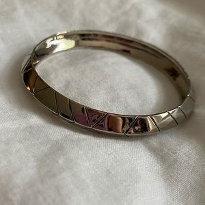 House of Harlow silver bangle